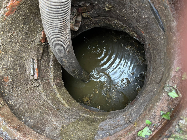 莲花化粪池清理的周期与注意事项